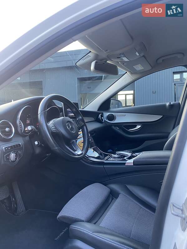 Седан Mercedes-Benz C-Class 2014 в Кривом Роге