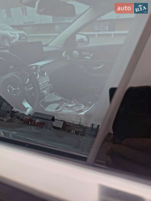 Седан Mercedes-Benz C-Class 2016 в Киеве