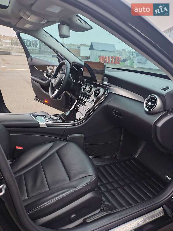 Седан Mercedes-Benz C-Class 2016 в Киеве
