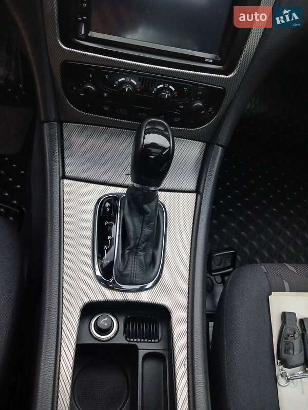 Купе Mercedes-Benz C-Class 2001 в Львове фото 15 Купе Mercedes-Benz C-Class 2001 в Львове