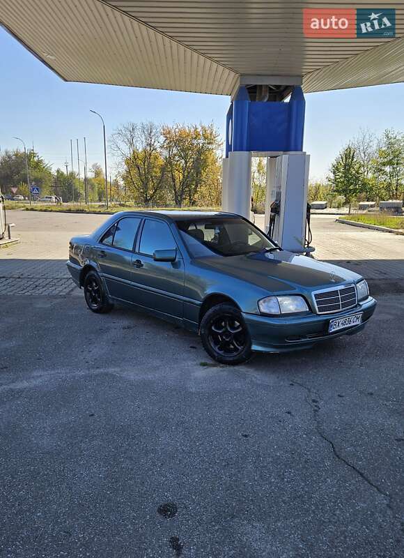 Седан Mercedes-Benz C-Class 1998 в Чемерівцях