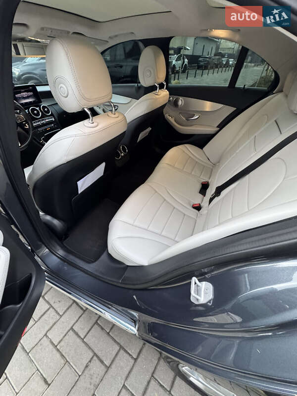 Седан Mercedes-Benz C-Class 2016 в Львове фото 12 Седан Mercedes-Benz C-Class 2016 в Львове