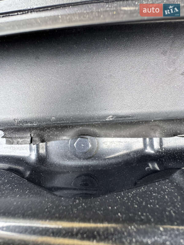 Седан Mercedes-Benz C-Class 2016 в Львове фото 27 Седан Mercedes-Benz C-Class 2016 в Львове