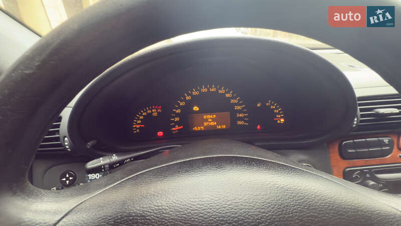 Седан Mercedes-Benz C-Class 2002 в Львове фото 10 Седан Mercedes-Benz C-Class 2002 в Львове