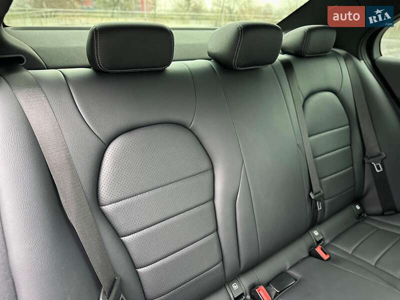 Седан Mercedes-Benz C-Class 2017 в Киеве фото 31 Седан Mercedes-Benz C-Class 2017 в Киеве