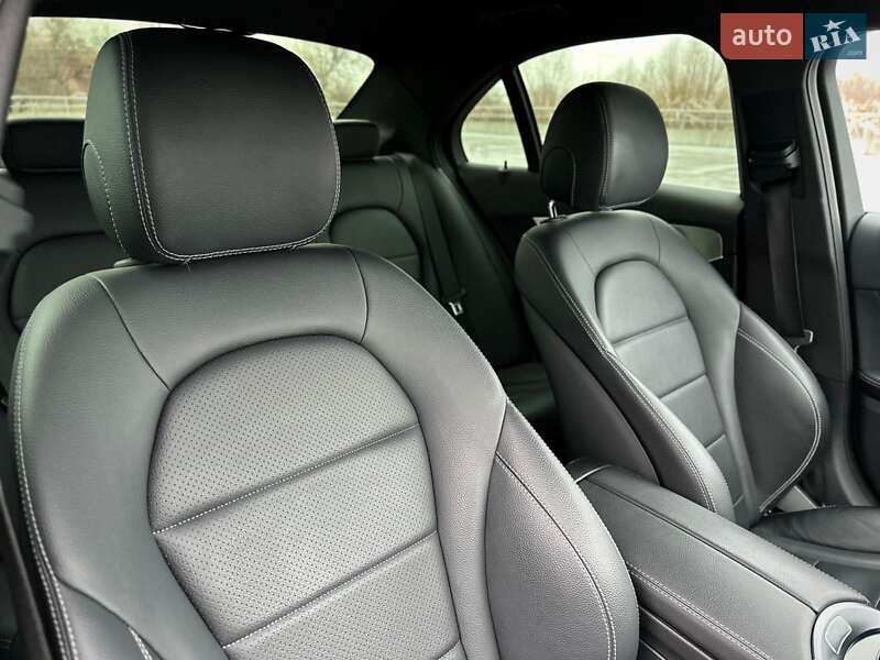 Седан Mercedes-Benz C-Class 2017 в Киеве фото 63 Седан Mercedes-Benz C-Class 2017 в Киеве