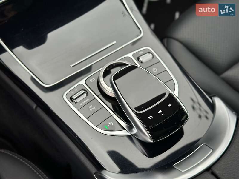 Седан Mercedes-Benz C-Class 2017 в Киеве фото 74 Седан Mercedes-Benz C-Class 2017 в Киеве