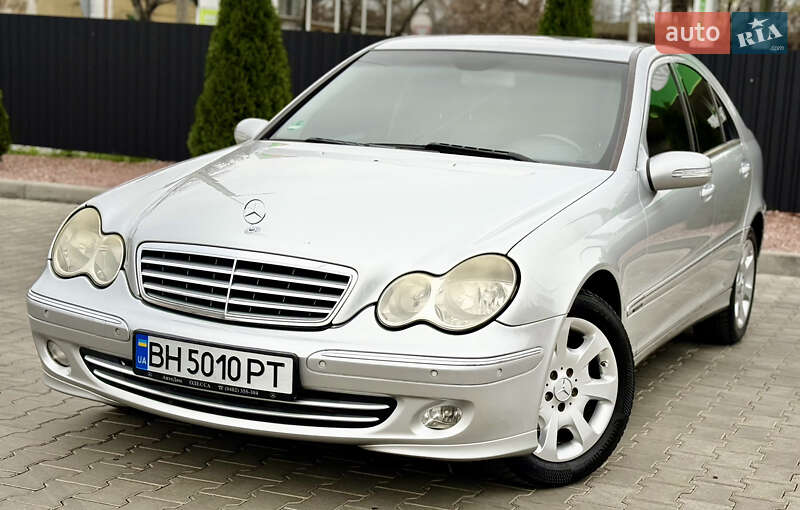 Mercedes-Benz C-Class 2004 Mercedes-Benz C-Class 2004