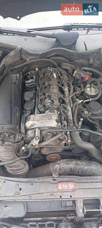 Универсал Mercedes-Benz C-Class 2004 в Киеве