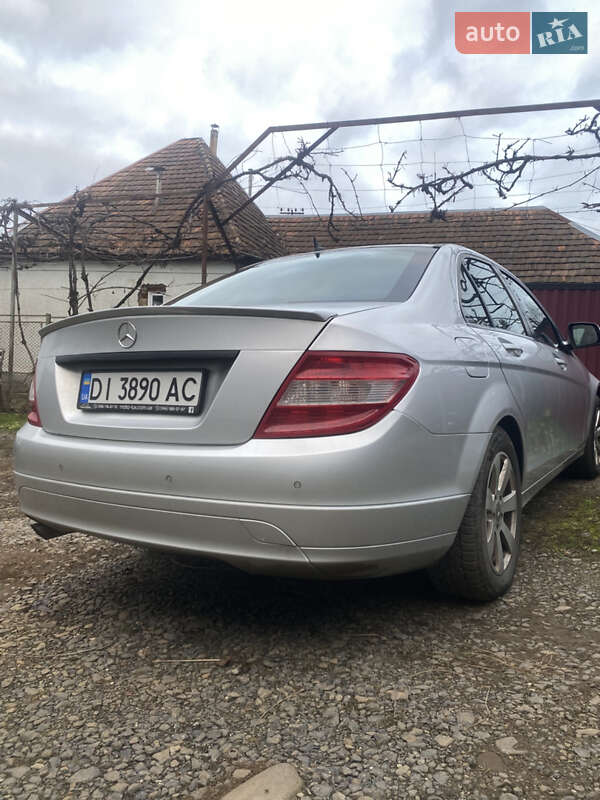 Mercedes-Benz C-Class 2008