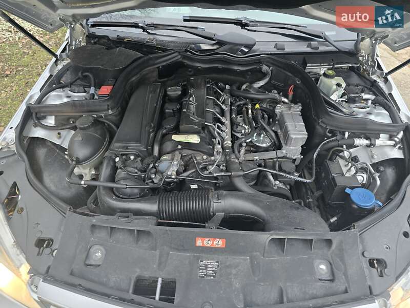 Универсал Mercedes-Benz C-Class 2009 в Новоднестровске фото 12 Универсал Mercedes-Benz C-Class 2009 в Новоднестровске