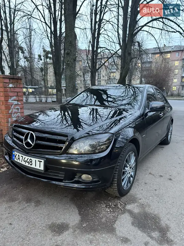 Mercedes-Benz C-Class