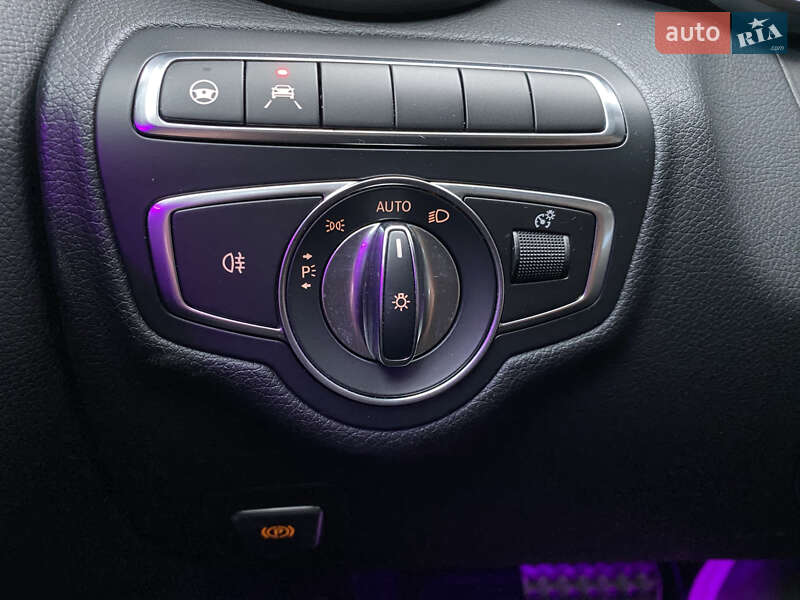 Універсал Mercedes-Benz C-Class 2018 в Києві