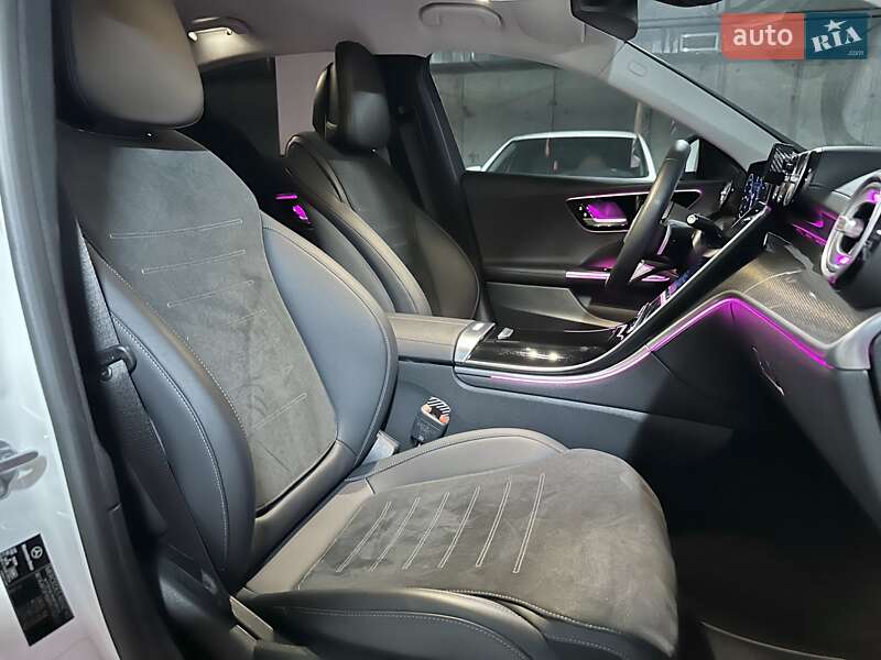 Седан Mercedes-Benz C-Class 2022 в Днепре