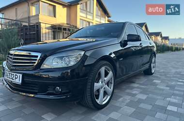 Седан Mercedes-Benz C-Class 2010 в Киеве