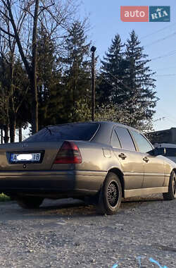 Седан Mercedes-Benz C-Class 1995 в Коломые