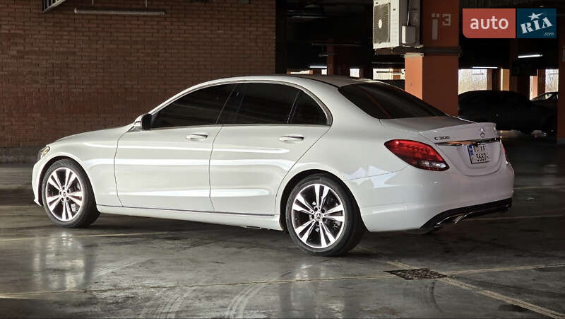Седан Mercedes-Benz C-Class 2018 в Самборе