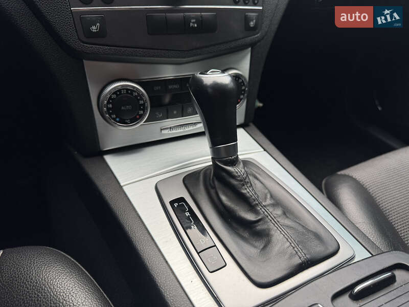 Универсал Mercedes-Benz C-Class 2010 в Барышевке