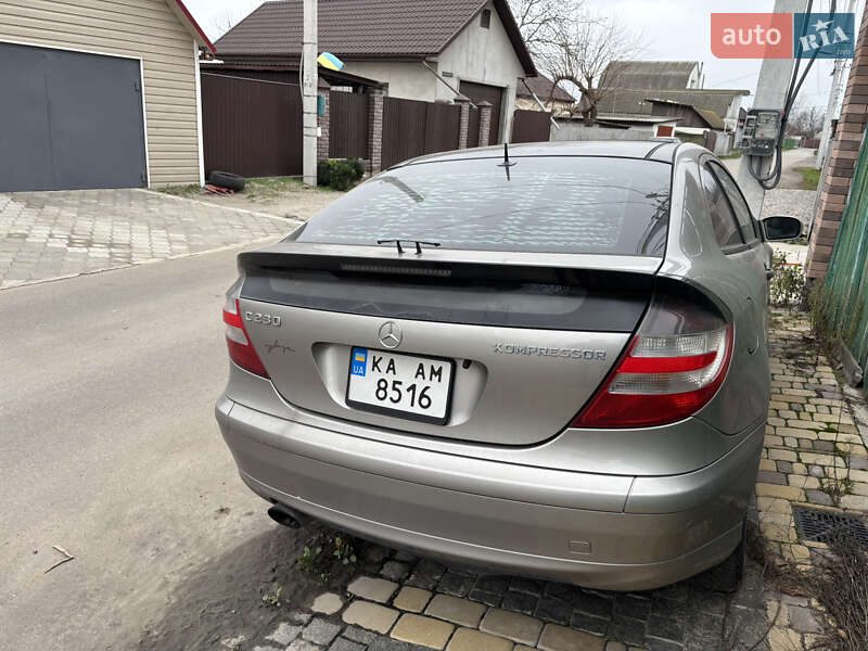Купе Mercedes-Benz C-Class 2005 в Борисполе фото 2 Купе Mercedes-Benz C-Class 2005 в Борисполе