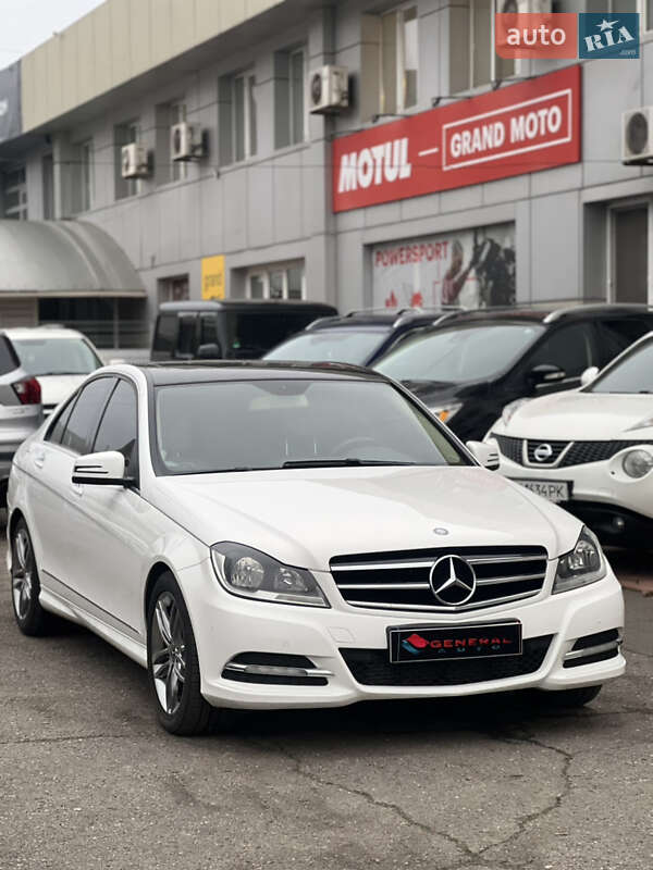 Седан Mercedes-Benz C-Class 2013 в Одесі фото 4 Седан Mercedes-Benz C-Class 2013 в Одесі