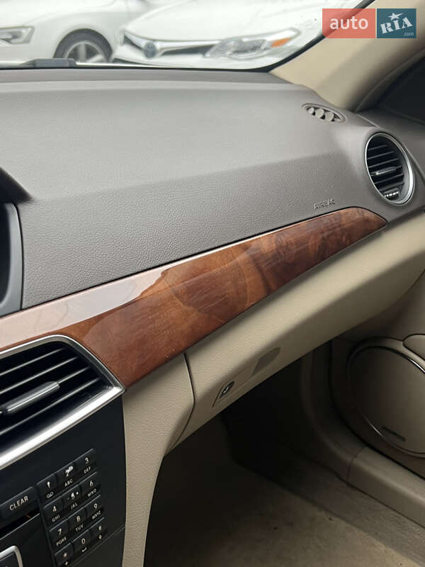 Седан Mercedes-Benz C-Class 2013 в Одесі фото 43 Седан Mercedes-Benz C-Class 2013 в Одесі