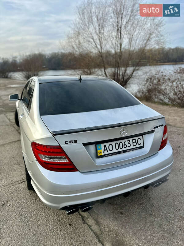 Седан Mercedes-Benz C-Class 2008 в Киеве