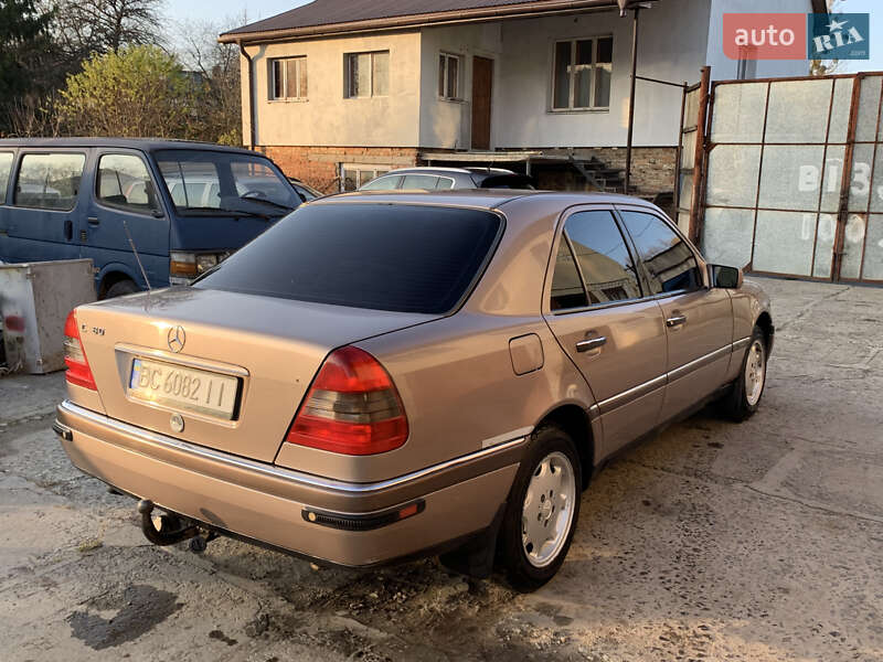 Седан Mercedes-Benz C-Class 1993 в Кам'янці-Бузькій