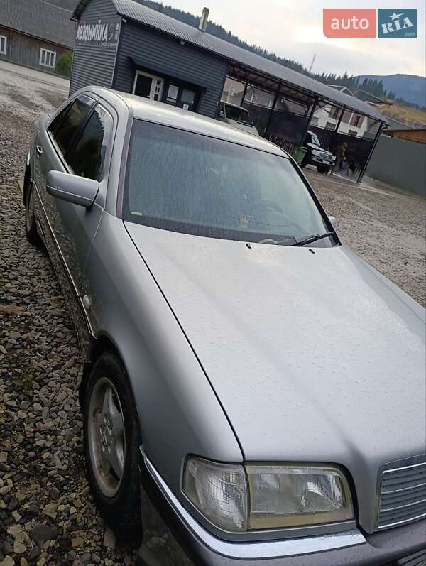 Седан Mercedes-Benz C-Class 1998 в Рахове фото 5 Седан Mercedes-Benz C-Class 1998 в Рахове