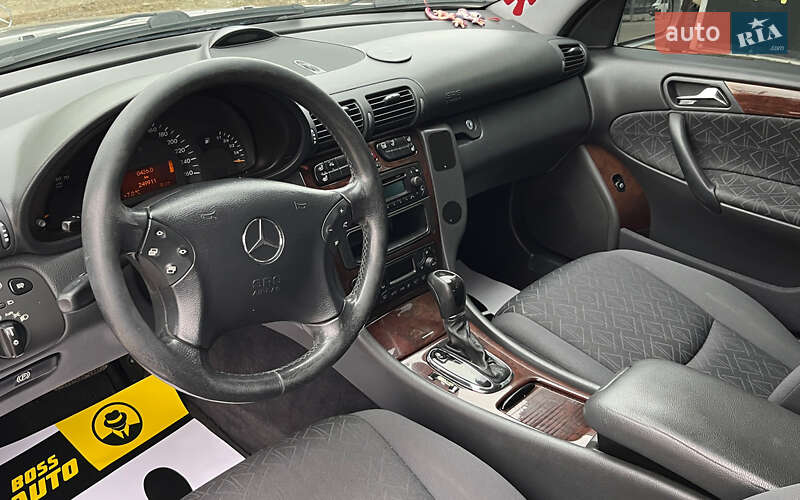 Седан Mercedes-Benz C-Class 2003 в Стрые