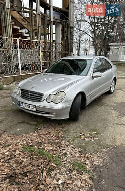 Седан Mercedes-Benz C-Class 2001 в Чернівцях