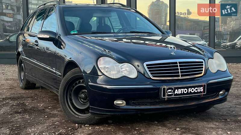 Универсал Mercedes-Benz C-Class 2004 в Киеве
