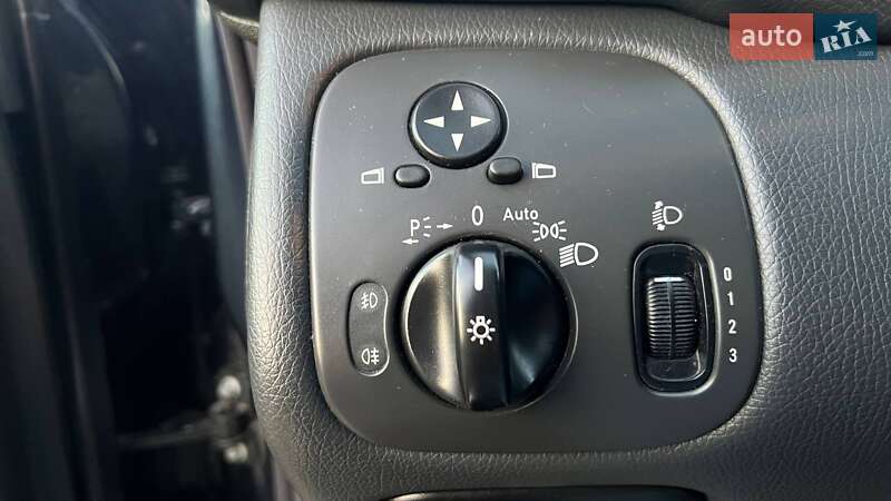 Универсал Mercedes-Benz C-Class 2004 в Киеве