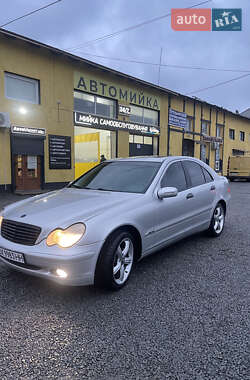 Седан Mercedes-Benz C-Class 2000 в Жовкві