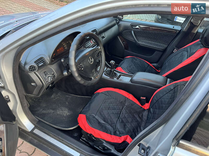 Универсал Mercedes-Benz C-Class 2001 в Тячеве фото 9 Универсал Mercedes-Benz C-Class 2001 в Тячеве