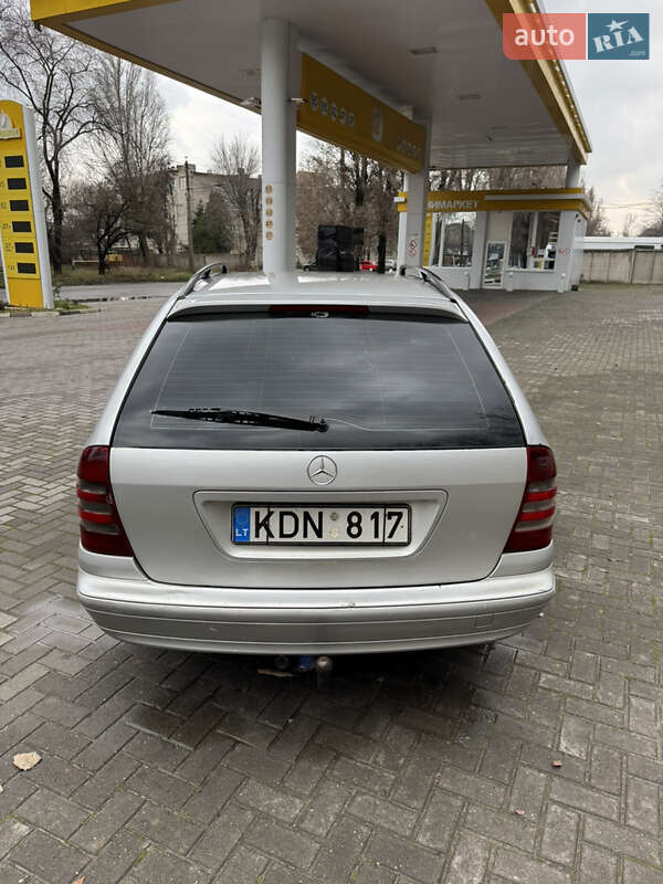 Універсал Mercedes-Benz C-Class 2002 в Запоріжжі фото 4 Універсал Mercedes-Benz C-Class 2002 в Запоріжжі