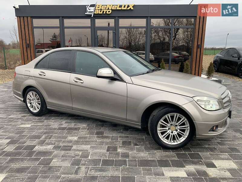 Седан Mercedes-Benz C-Class 2007 в Коломые