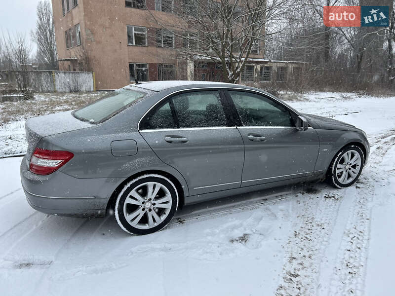 Седан Mercedes-Benz C-Class 2010 в Черкассах фото 5 Седан Mercedes-Benz C-Class 2010 в Черкассах