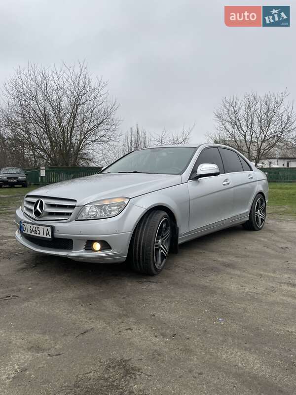 Седан Mercedes-Benz C-Class 2007 в Смеле