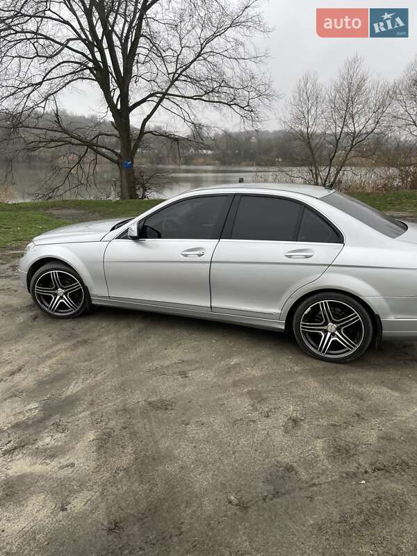 Седан Mercedes-Benz C-Class 2007 в Смеле