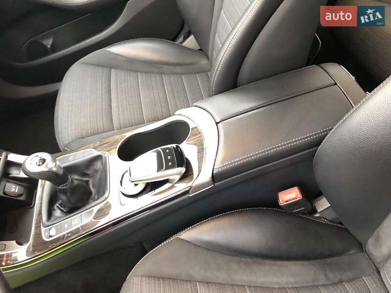 Седан Mercedes-Benz C-Class 2014 в Киеве