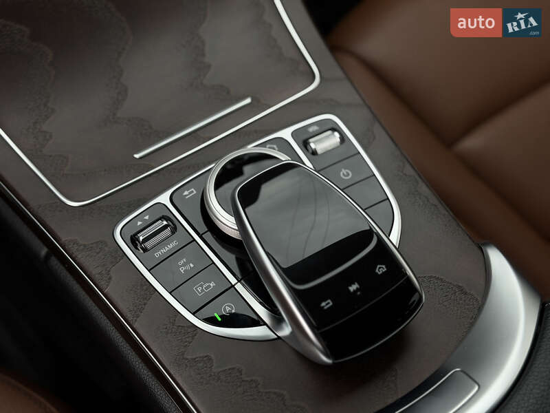 Седан Mercedes-Benz C-Class 2018 в Киеве фото 19 Седан Mercedes-Benz C-Class 2018 в Киеве