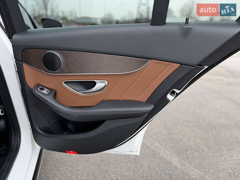 Седан Mercedes-Benz C-Class 2018 в Киеве фото 27 Седан Mercedes-Benz C-Class 2018 в Киеве