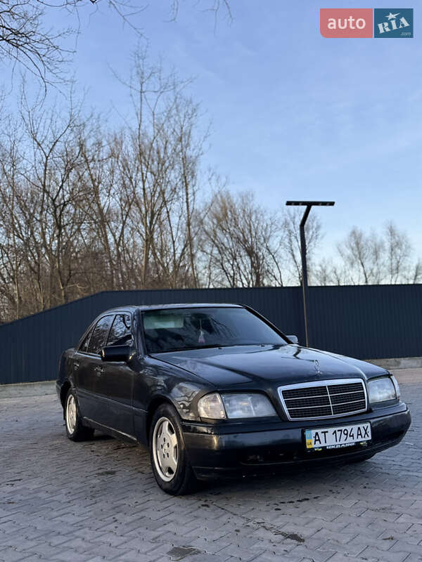 Седан Mercedes-Benz C-Class 1994 в Черновцах фото 2 Седан Mercedes-Benz C-Class 1994 в Черновцах