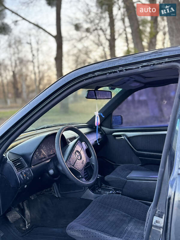 Седан Mercedes-Benz C-Class 1994 в Черновцах фото 17 Седан Mercedes-Benz C-Class 1994 в Черновцах