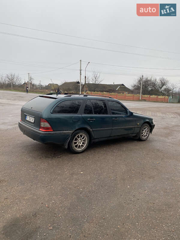 Универсал Mercedes-Benz C-Class 1996 в Малой Виске