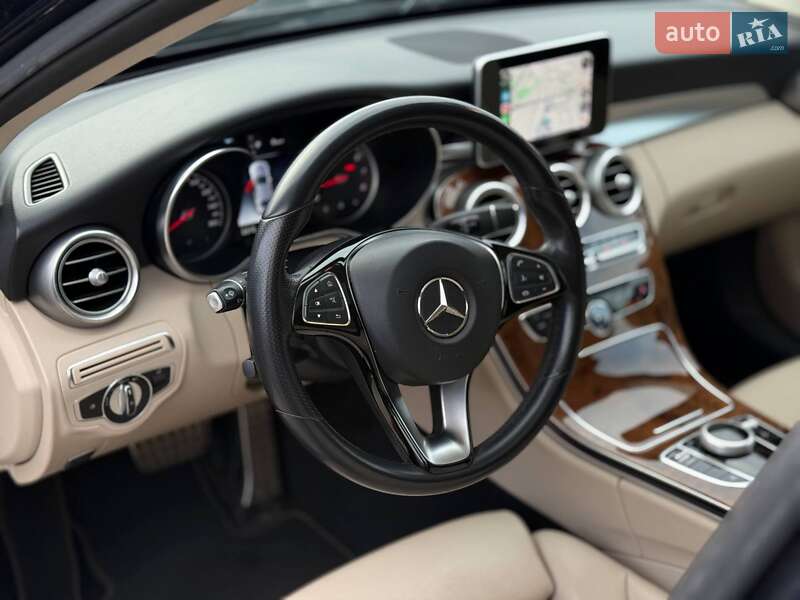 Седан Mercedes-Benz C-Class 2018 в Киеве