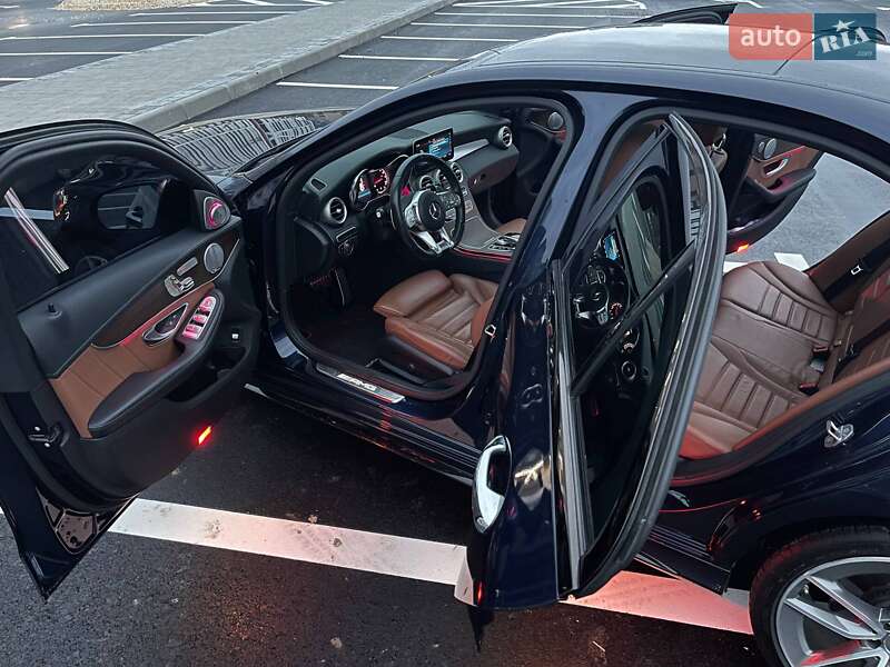 Седан Mercedes-Benz C-Class 2019 в Киеве
