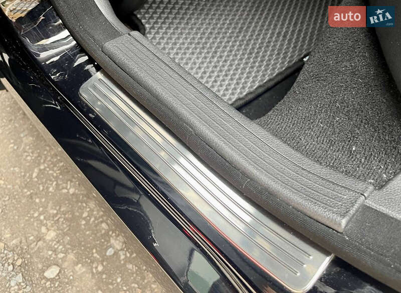 Седан Mercedes-Benz C-Class 2011 в Киеве