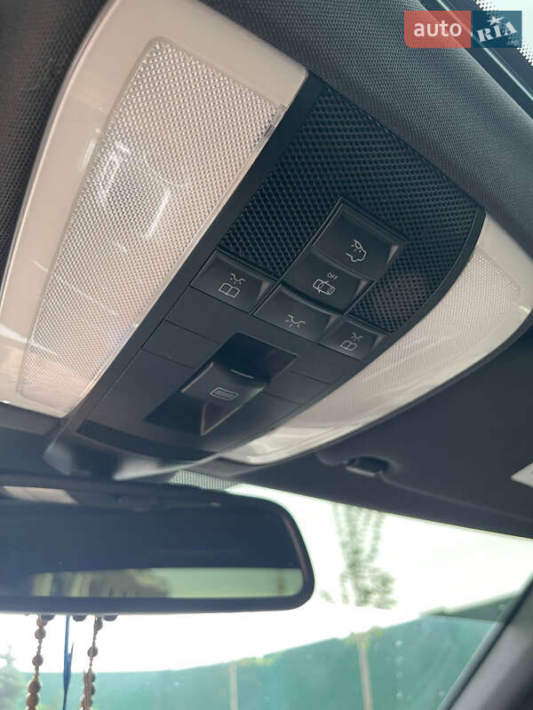 Седан Mercedes-Benz C-Class 2011 в Киеве