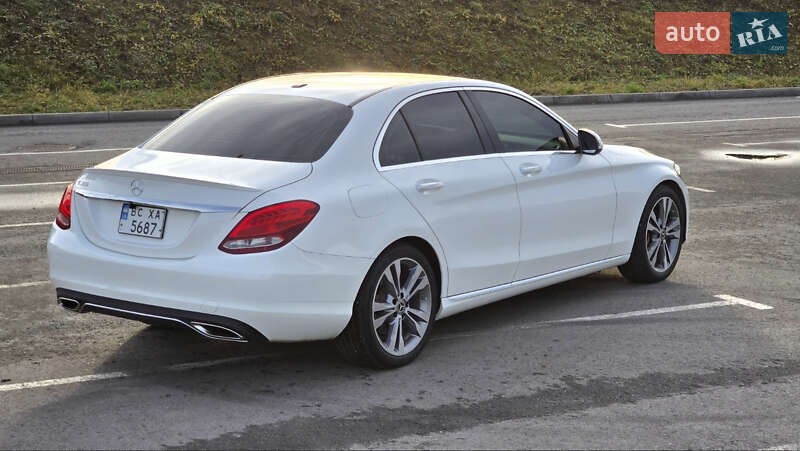 Седан Mercedes-Benz C-Class 2018 в Самборе